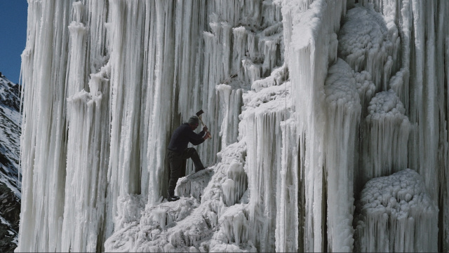 THE ICE BUILDERS